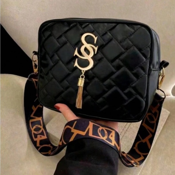 No Brand Handbags - NWOT Elegant Small/Med Black Crossbody bag w/Tassel Removable/Adjustable Strap